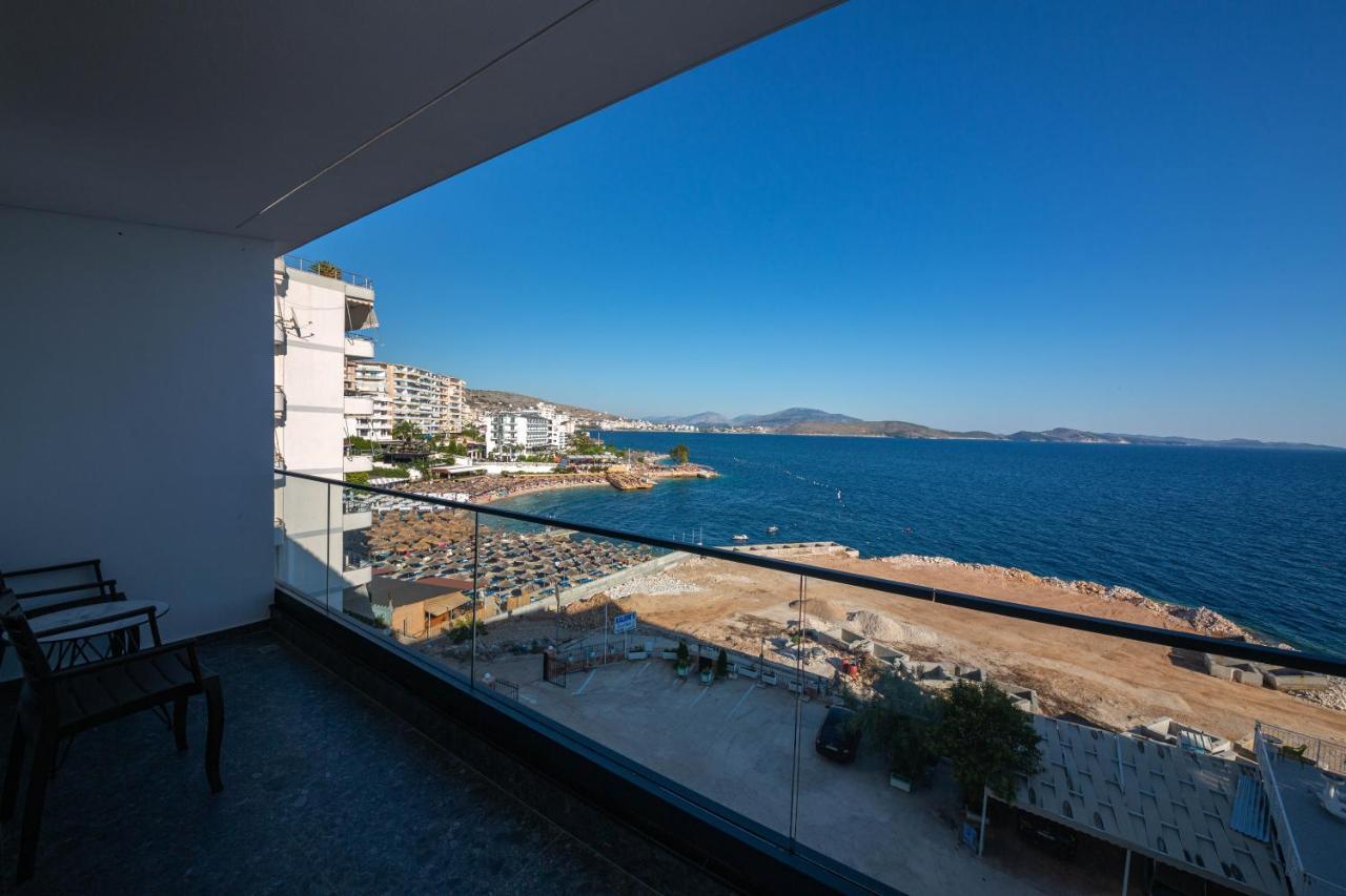 Hotel Portanova Sarandë Esterno foto