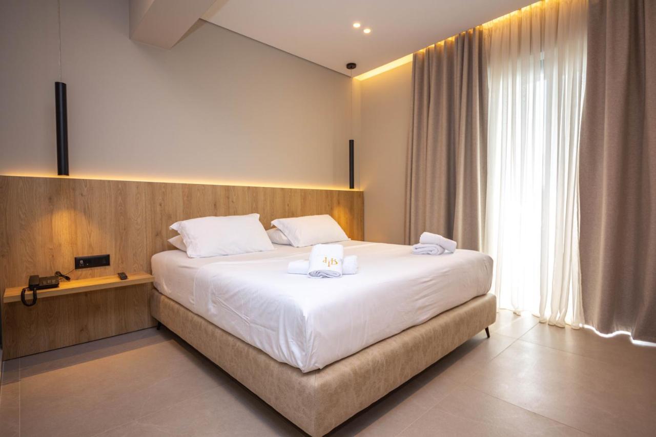 Hotel Portanova Sarandë Esterno foto
